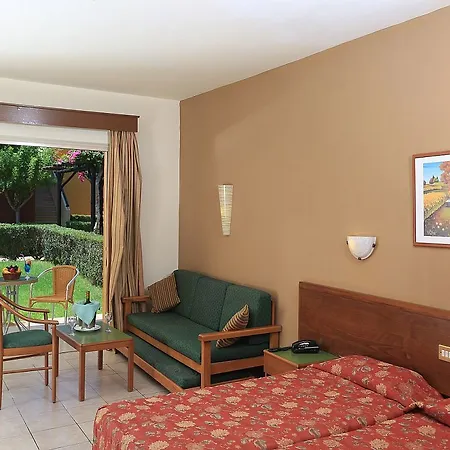 Apartmanhotel Panas Village Ajía Nápa