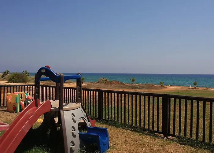 アパートホテル Panas Village 4*