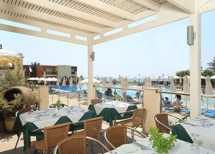 アパートホテル Panas Village