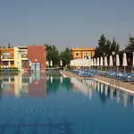 Apartahotel Panas Village 4*