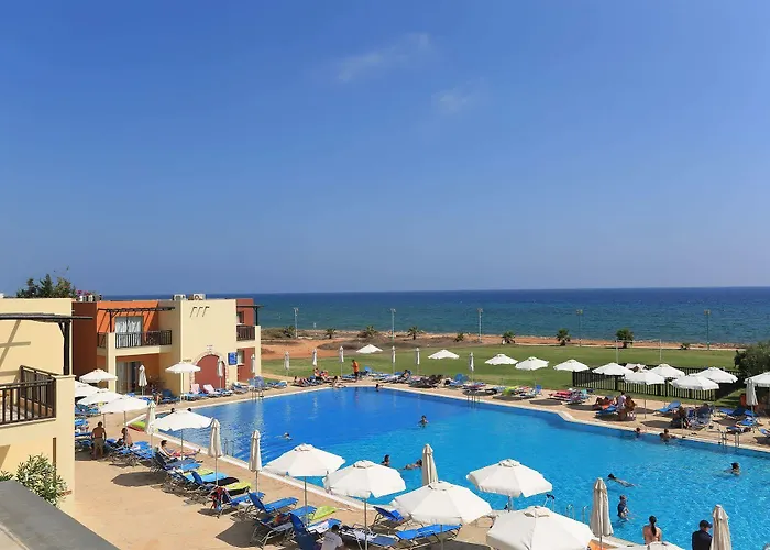 Panas Village Lägenhetshotell 4*