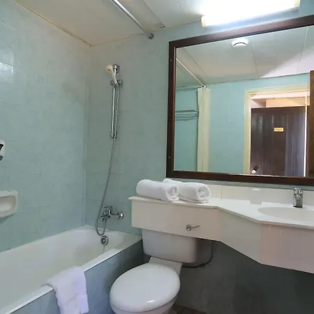 Panas Village מלון דירות 4*