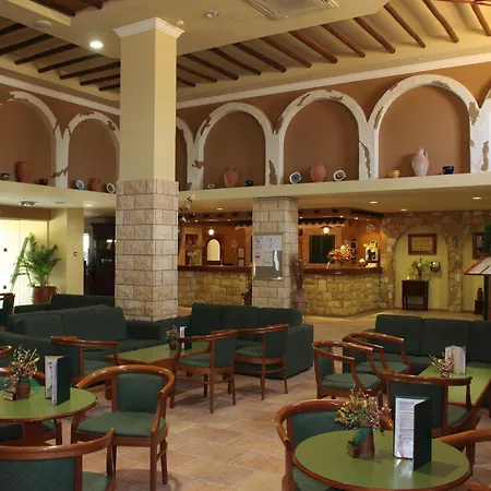 Panas Village מלון דירות 4*