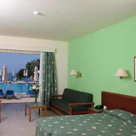 Panas Village מלון דירות 4*