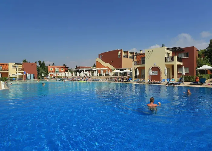 Panas Village Aparthotel