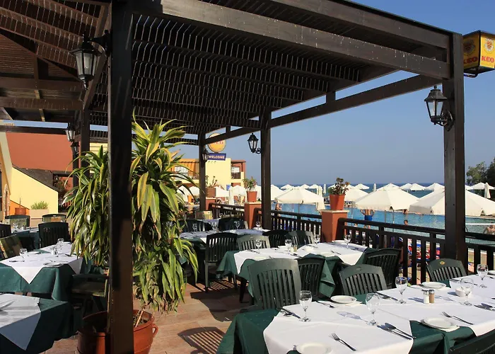 Panas Village Aparthotel 4*