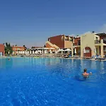 Panas Village شقة فندقية