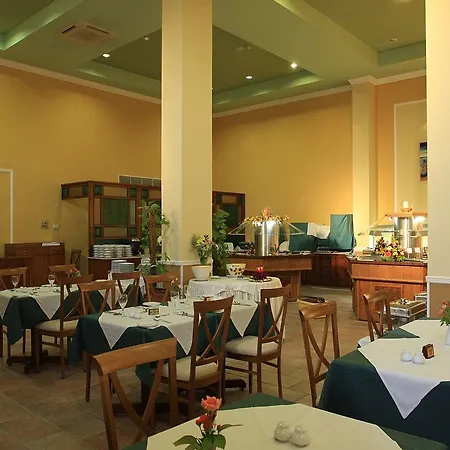 Panas Village Hotel apartamentowy Ajia Napa